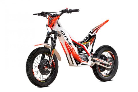TRRS ON-E KIDS 16" 2023