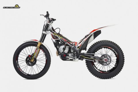 TRRS ONE R 2020